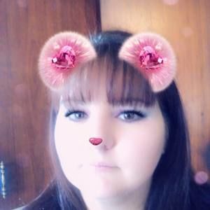 Meet your Posher, Cynthia